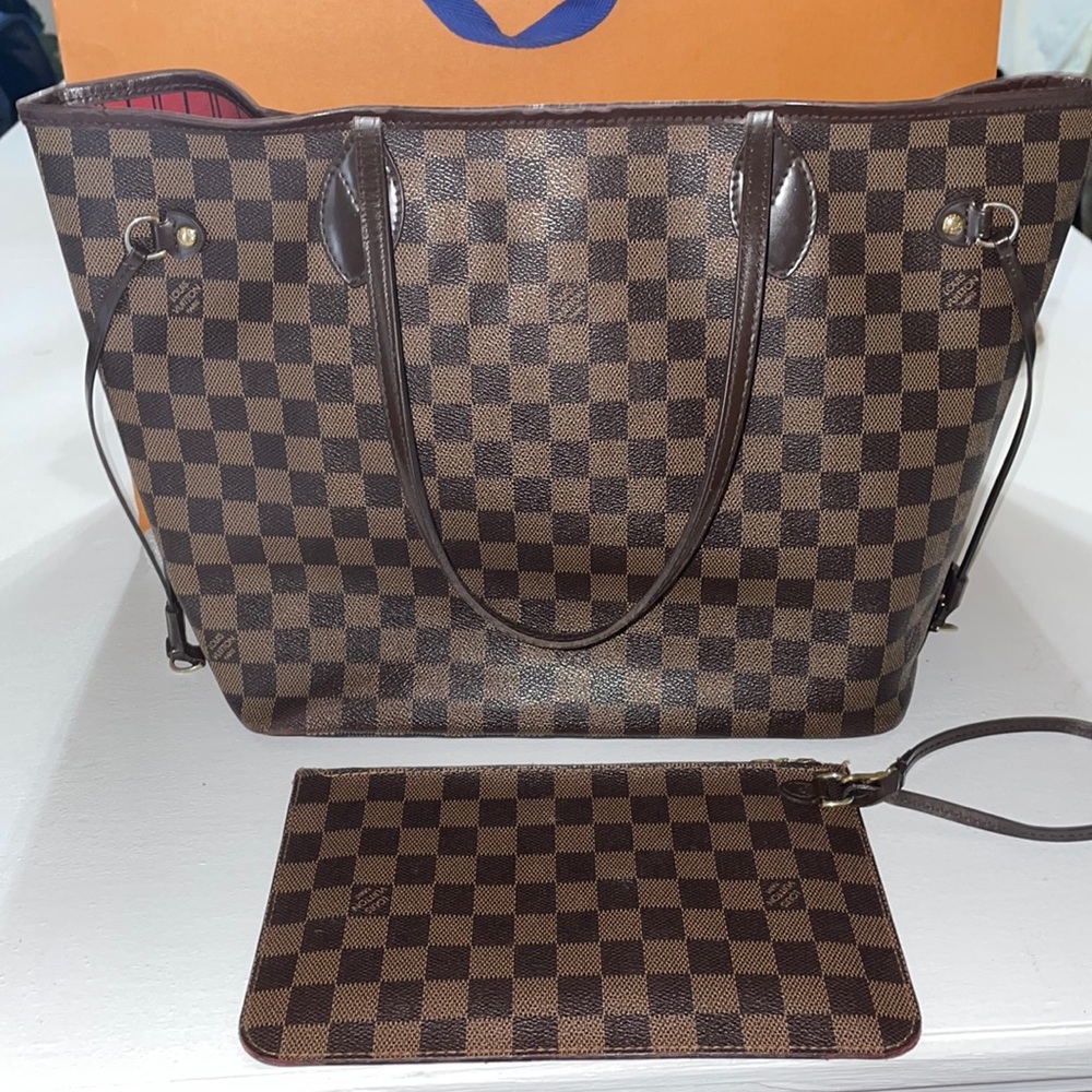 Authentic Louis Vuitton Neverfull MM Damier Ebene with pochette